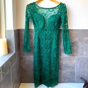Rich Emerald Green Lace Backless Dress size Small